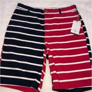 New, men’s Vineyard Vines shorts